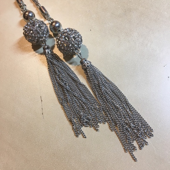 4FOR15$ | BIZOU Silver Long Chained Knot Necklace - Picture 2 of 7